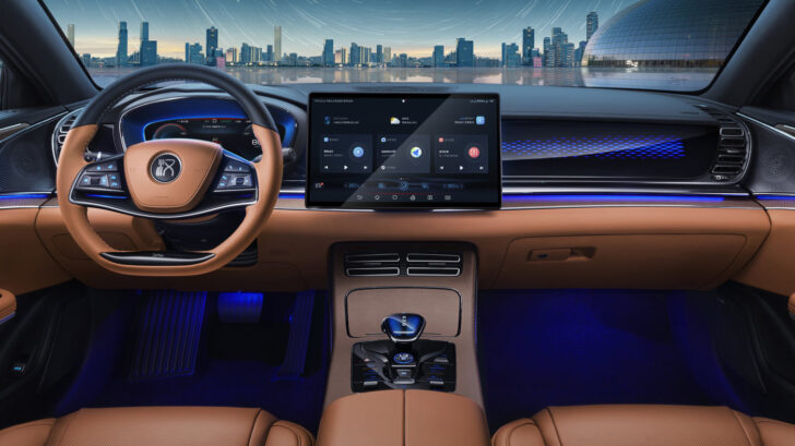 Cалон BYD Han EV